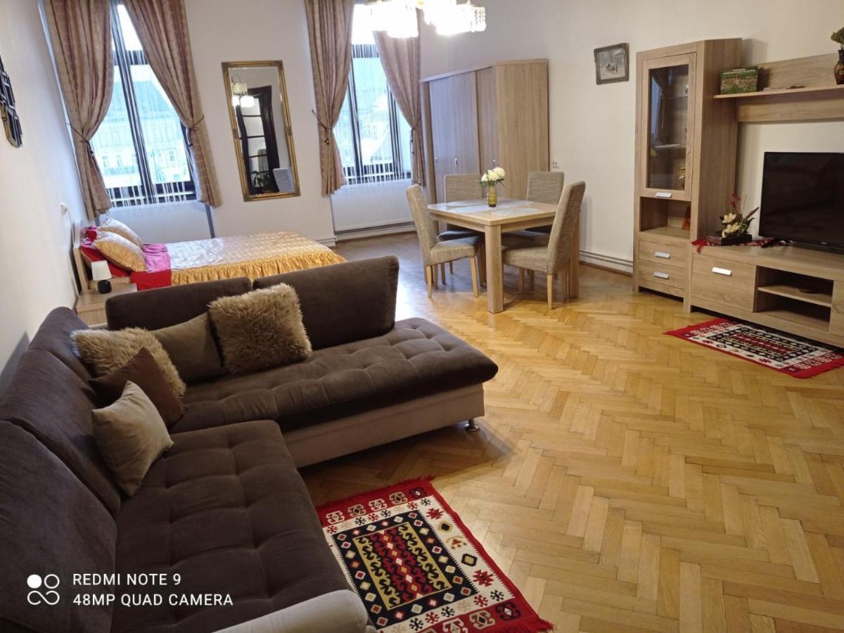 Apartament Piata Sfatului Brašov Exteriér fotografie